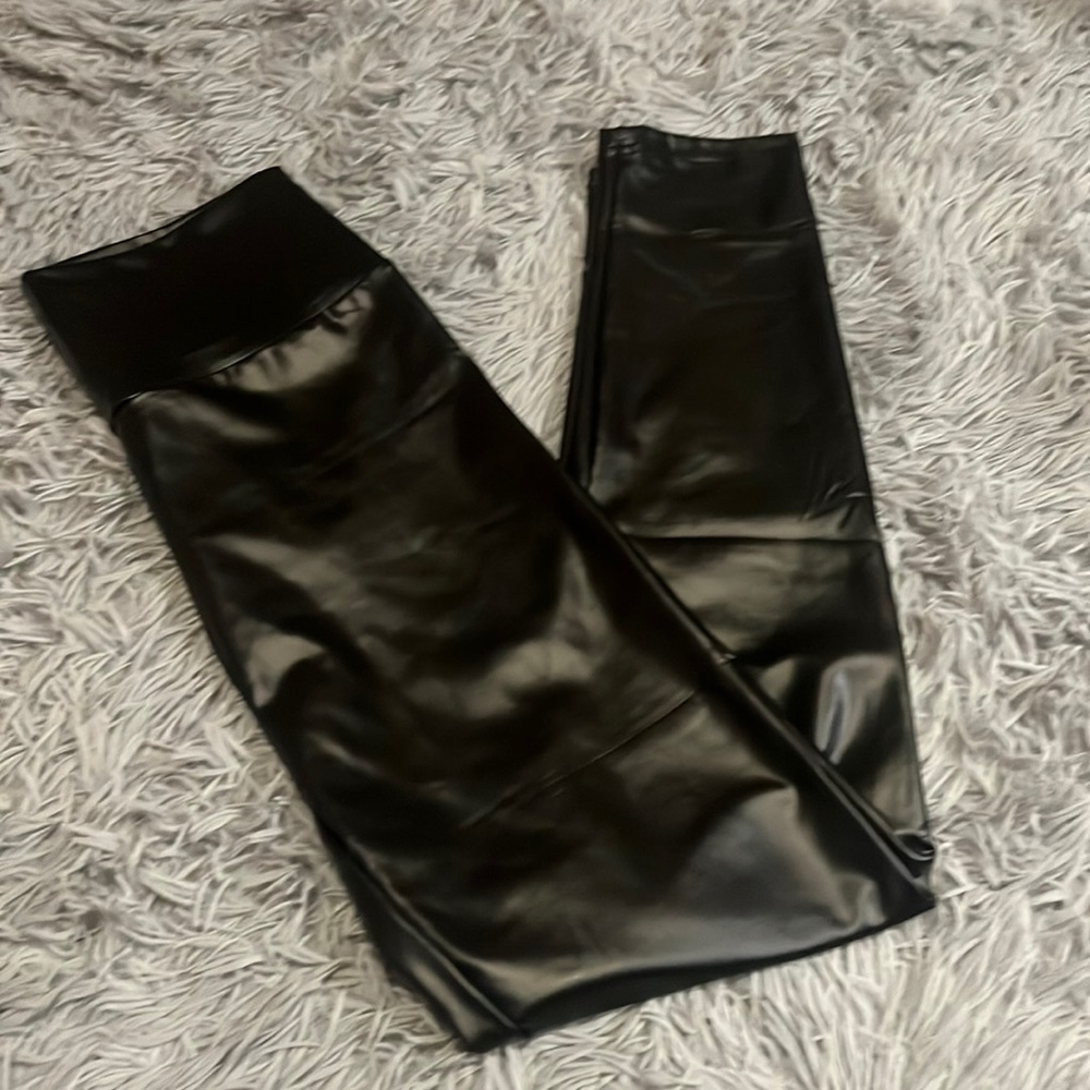 Black Faux Leather Leggings with Wide Waistband - Picture 3 of 6